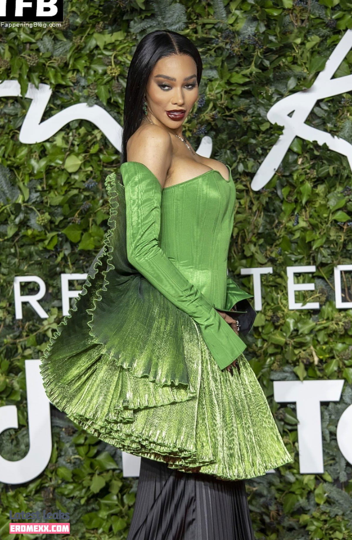 Latest Leaks Munroe Bergdorf Nude #40 - Fapello