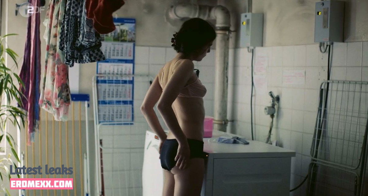 Latest Leaks Naomi Achternbusch Nude #4 - Fapello