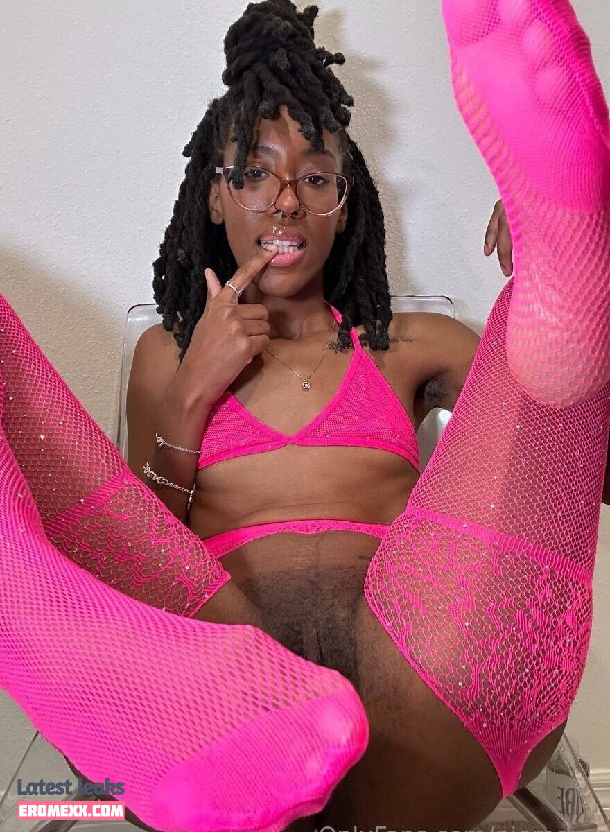 Latest Leaks niemoneyy Nude #59 - Fapello