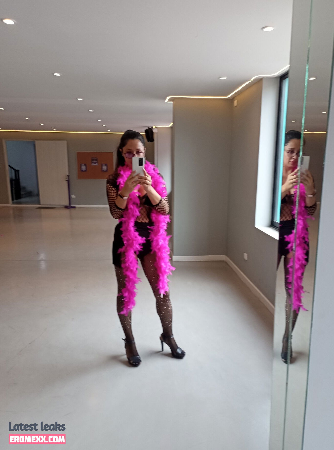 Latest Leaks Officefacil Nude #164 - Fapello
