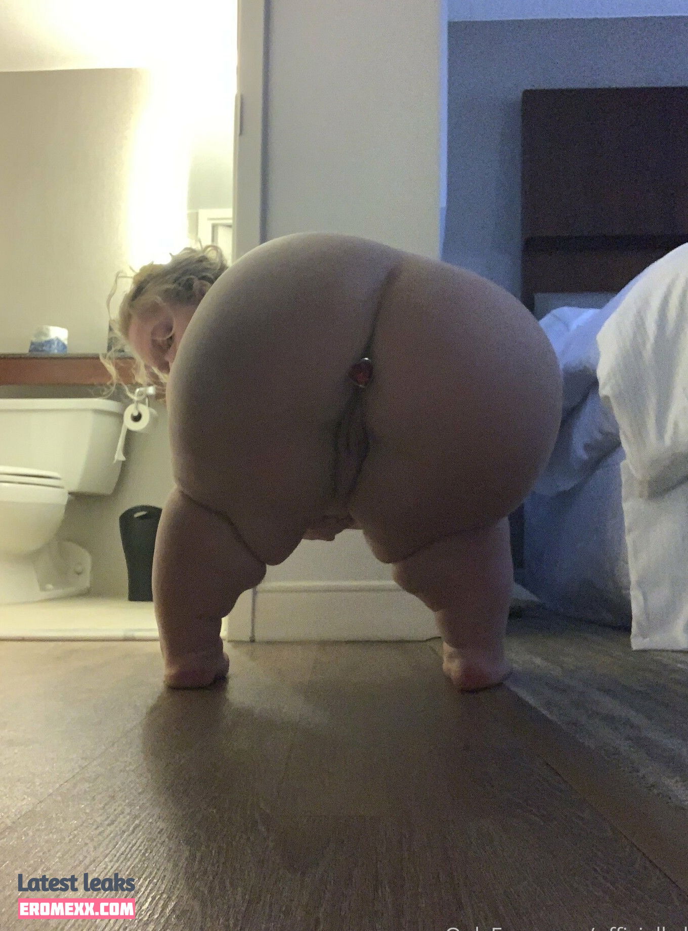Latest Leaks officialkylie Nude #16 - Fapello