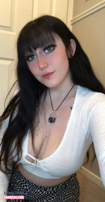 Latest Leaks oliviaromley Nude #5 - Fapello