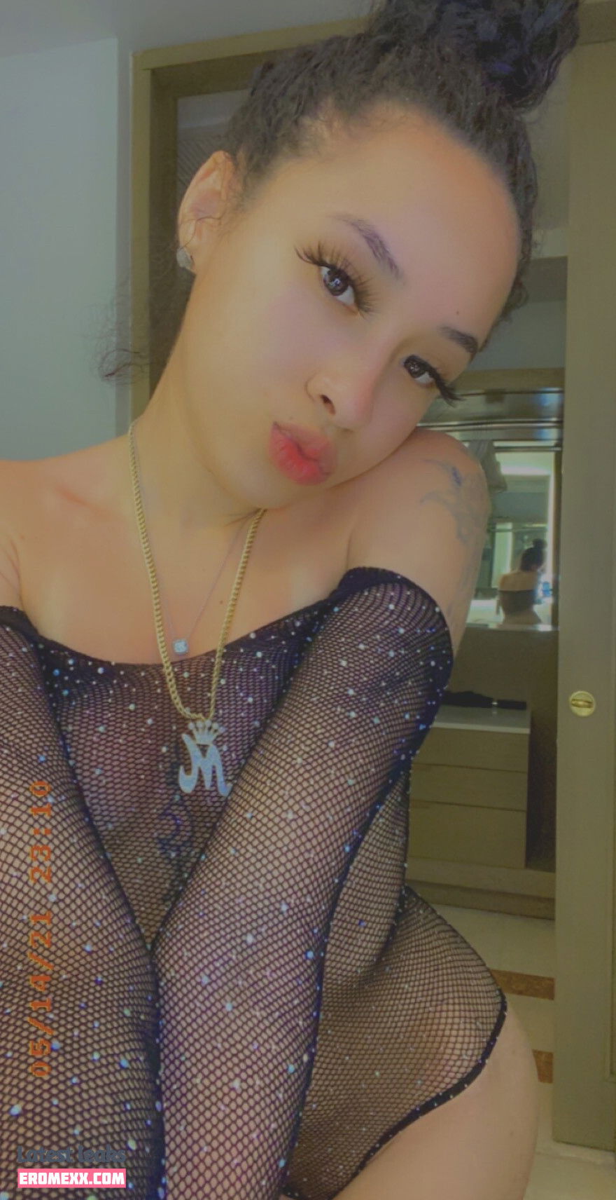 Latest Leaks Oneinamellion Nude #3 - Fapello