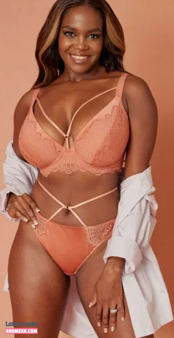 Latest Leaks Oti Mabuse Nude #128 - Fapello