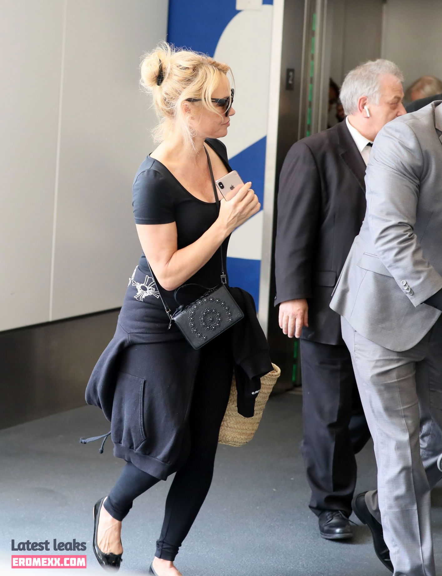 Latest Leaks Pamela Anderson Nude #1617 - Fapello