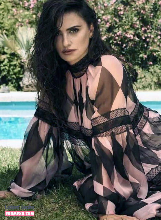 Latest Leaks Penélope Cruz Nude #811 - Fapello