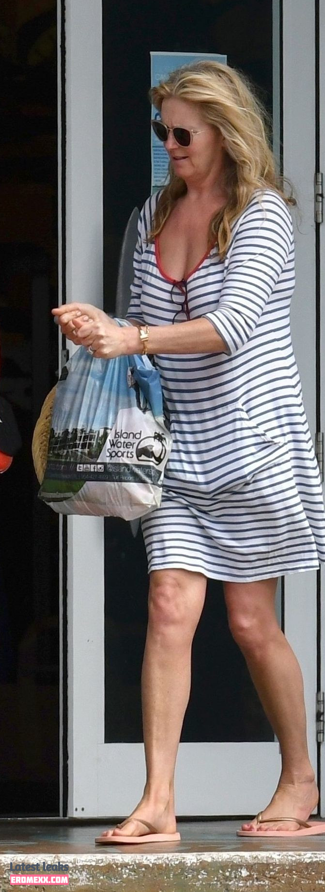 Latest Leaks Penny Lancaster Nude #42 - Fapello