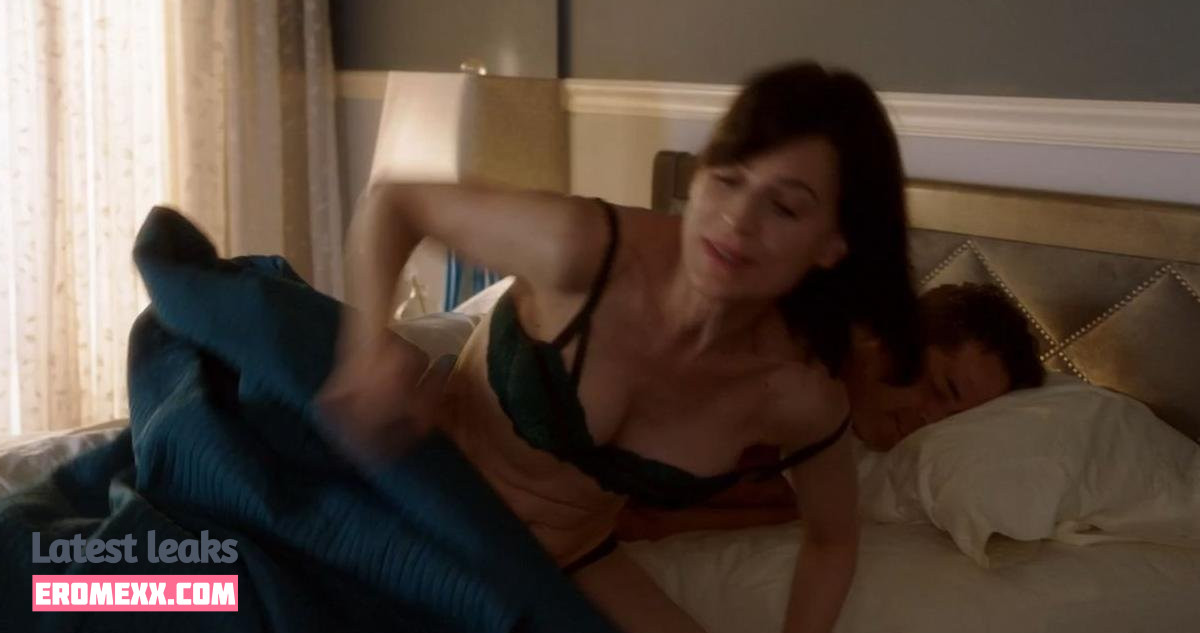 Latest Leaks Perrey Reeves Nude #38 - Fapello