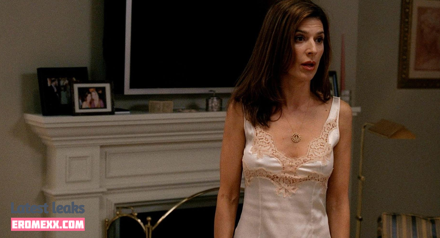 Latest Leaks Perrey Reeves Nude #48 - Fapello