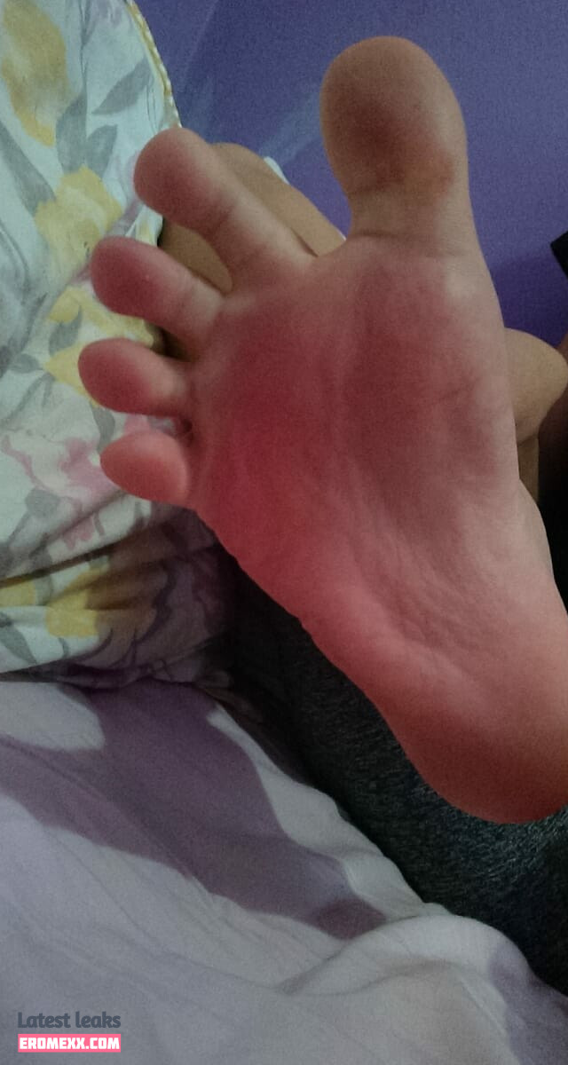 Latest Leaks Pés Da Minha Esposa Nude #5 - Fapello