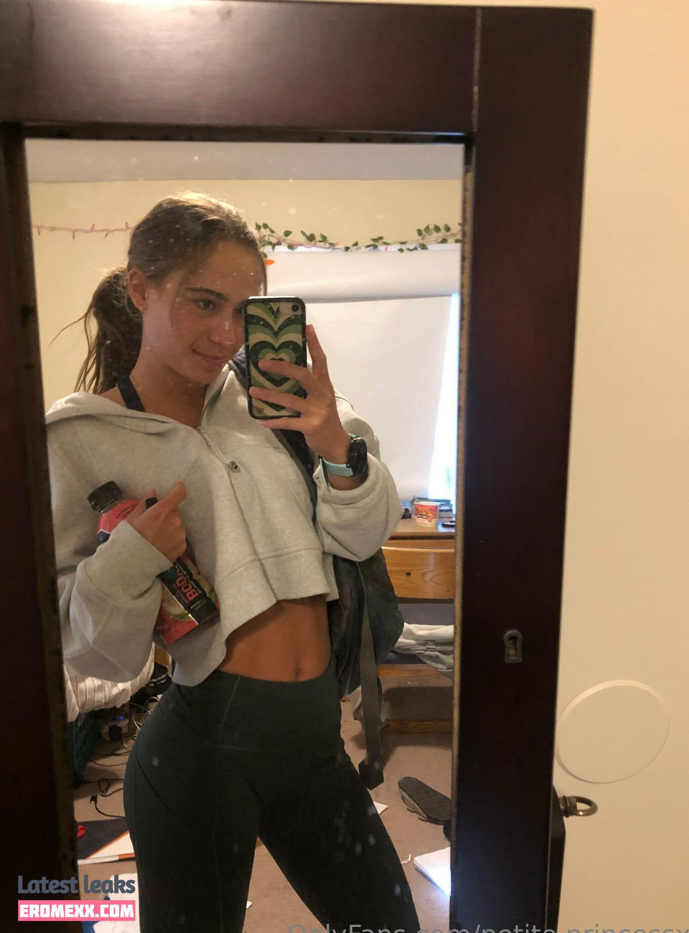 Latest Leaks petite.princessxo Nude #25 - Fapello