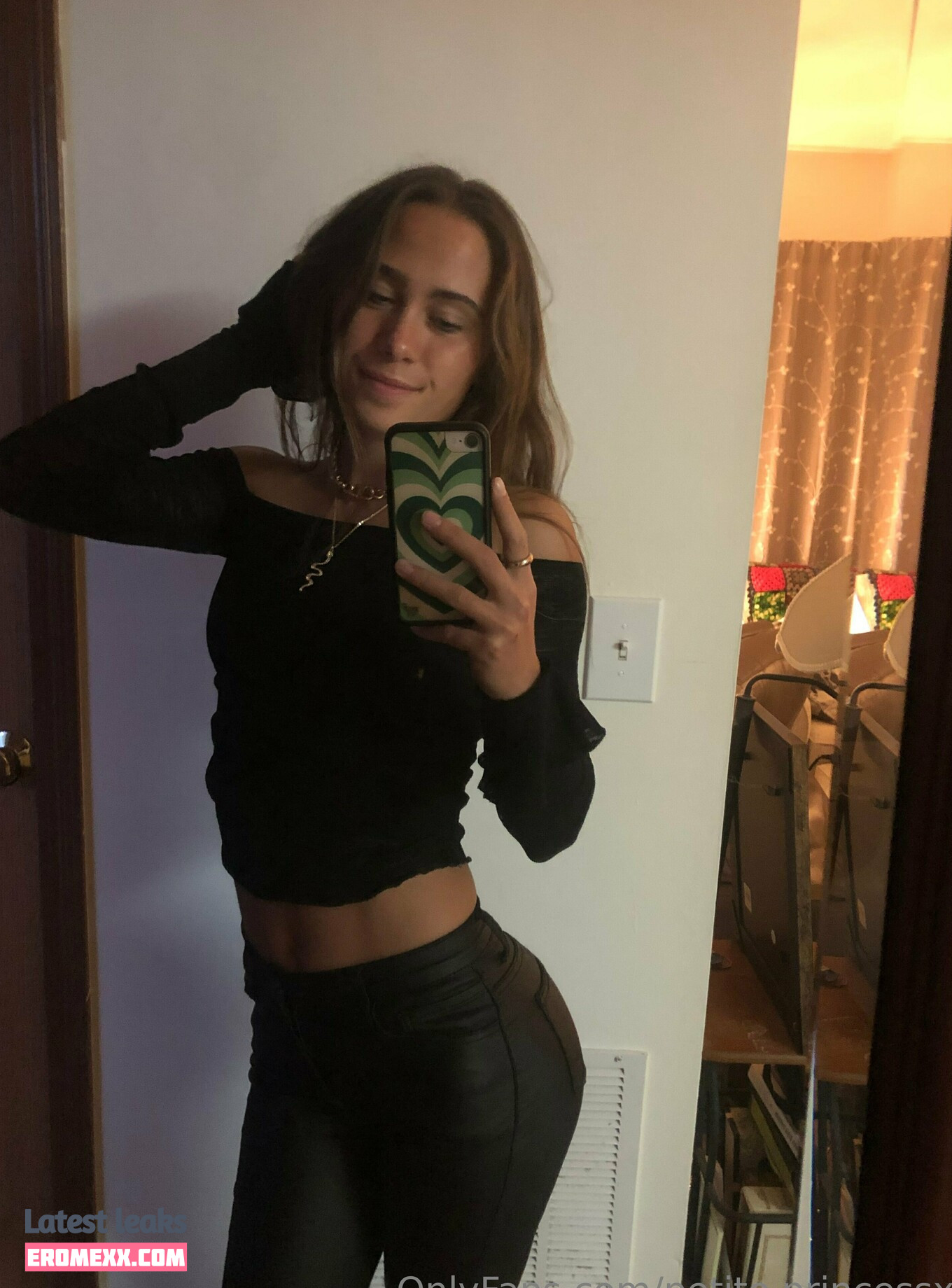 Latest Leaks petite.princessxo Nude #30 - Fapello