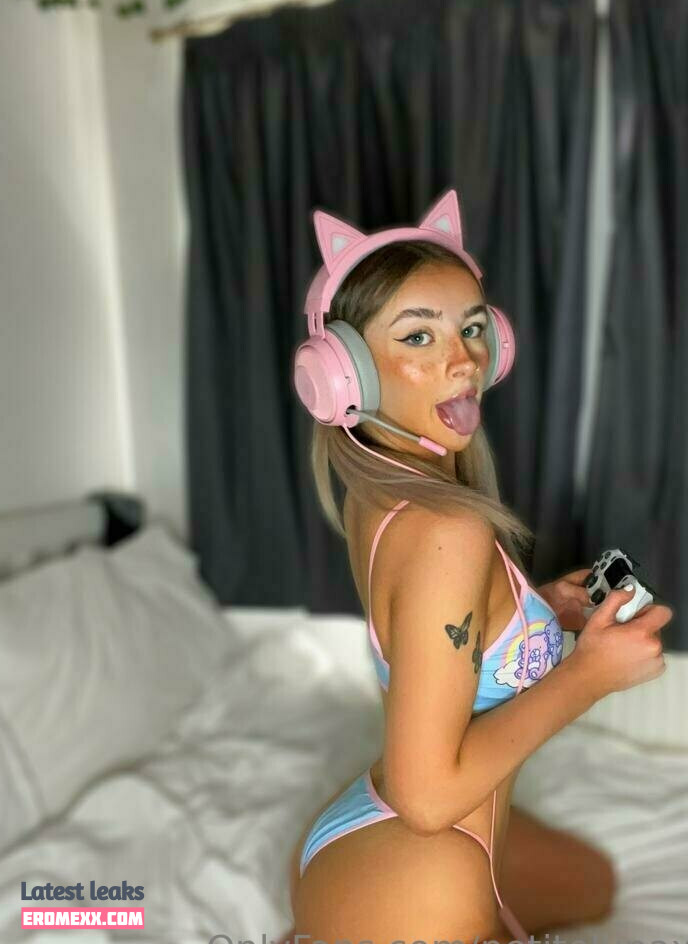 Latest Leaks petitelunaxo Nude #19 - Fapello