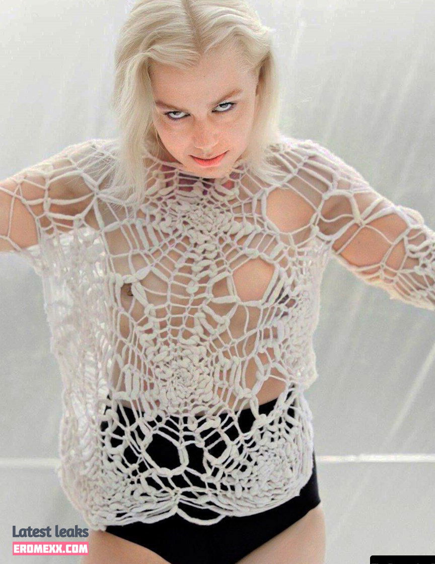 Latest Leaks Phoebe Bridgers Nude #10 - Fapello