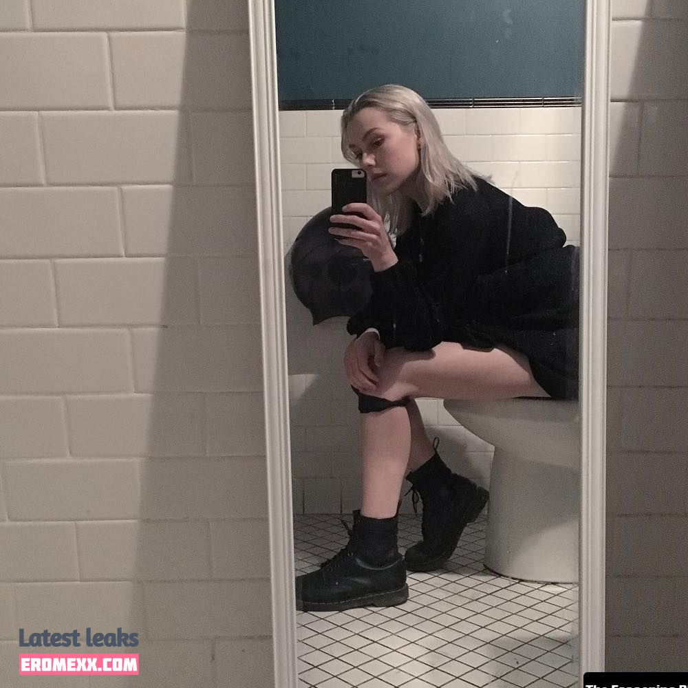 Latest Leaks Phoebe Bridgers Nude #16 - Fapello