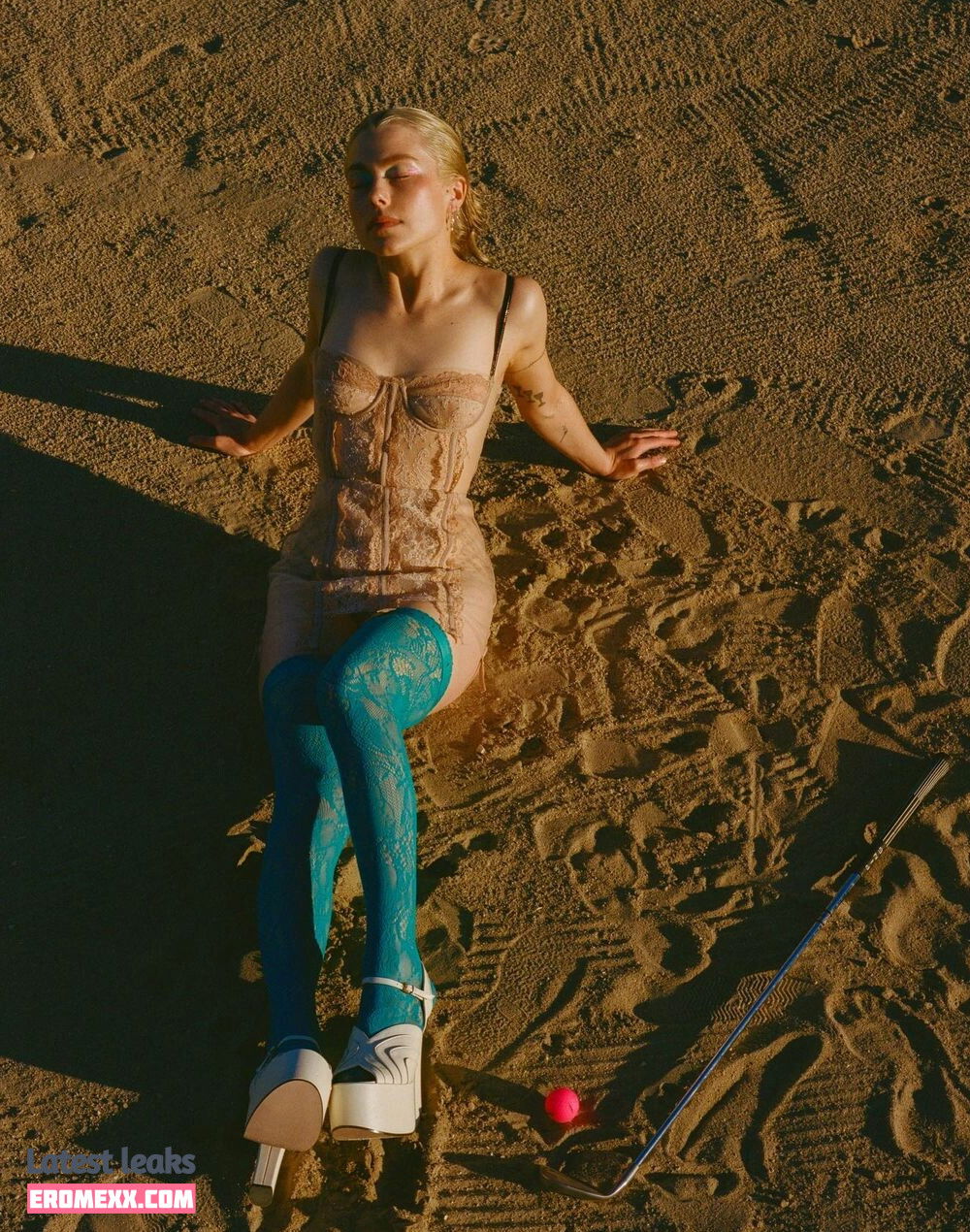 Latest Leaks Phoebe Bridgers Nude #27 - Fapello