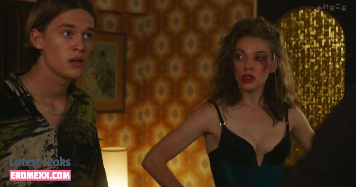 Latest Leaks Phoebe McKellar Nude #2 - Fapello