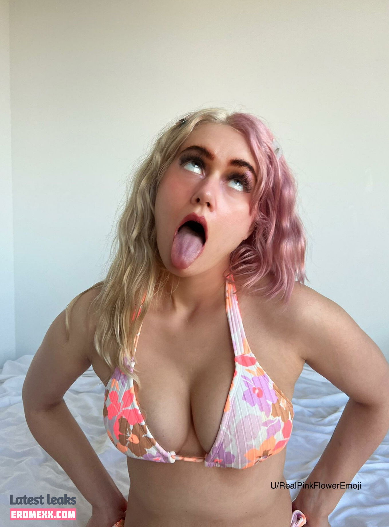 Latest Leaks pinkfloweremoji Nude #19 - Fapello
