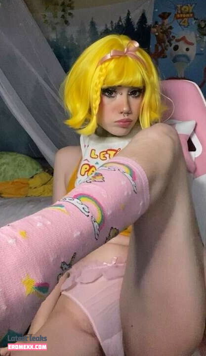 Latest Leaks pipssqueakss Nude #100 - Fapello