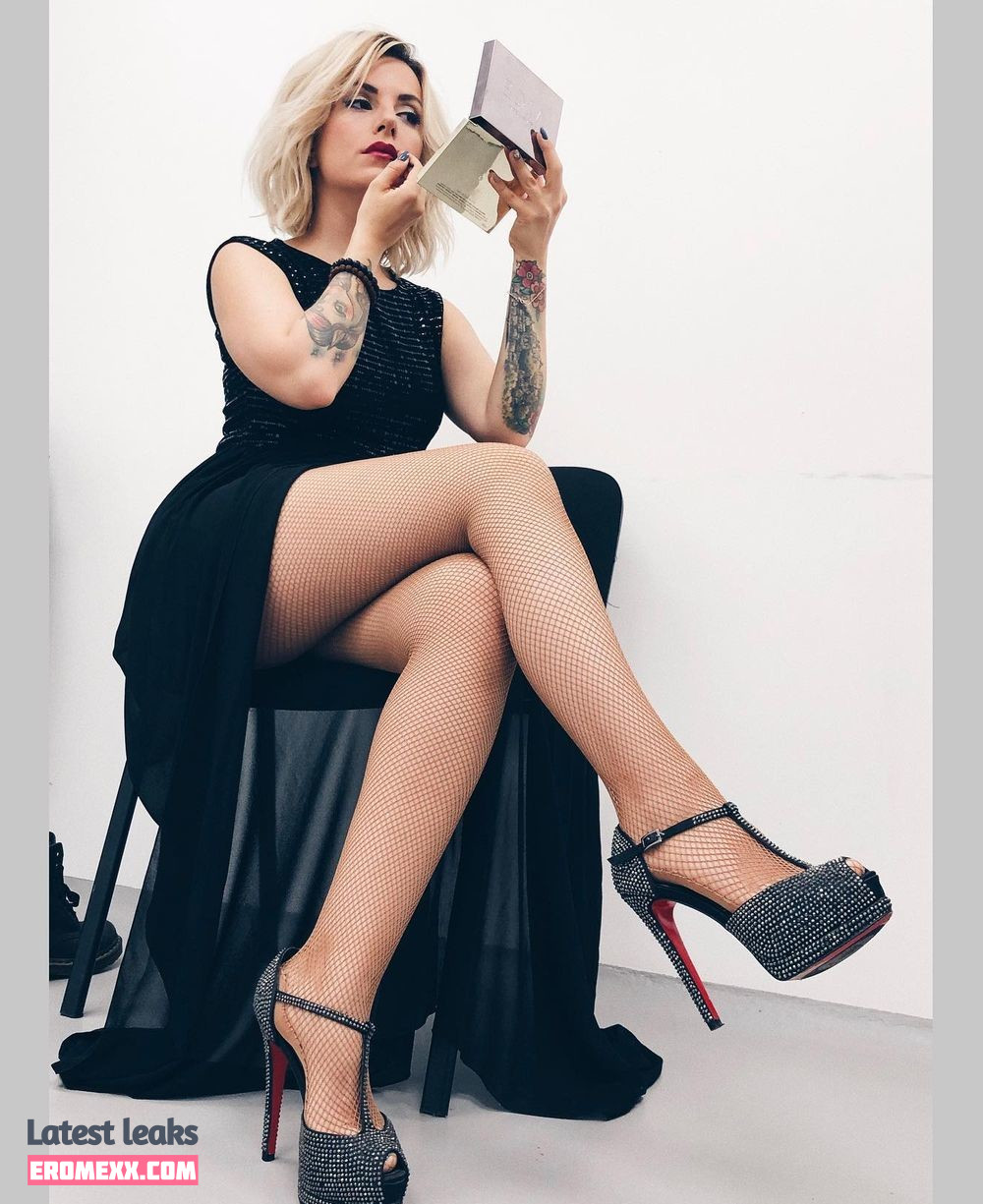 Latest Leaks Poli Genova Nude #38 - Fapello