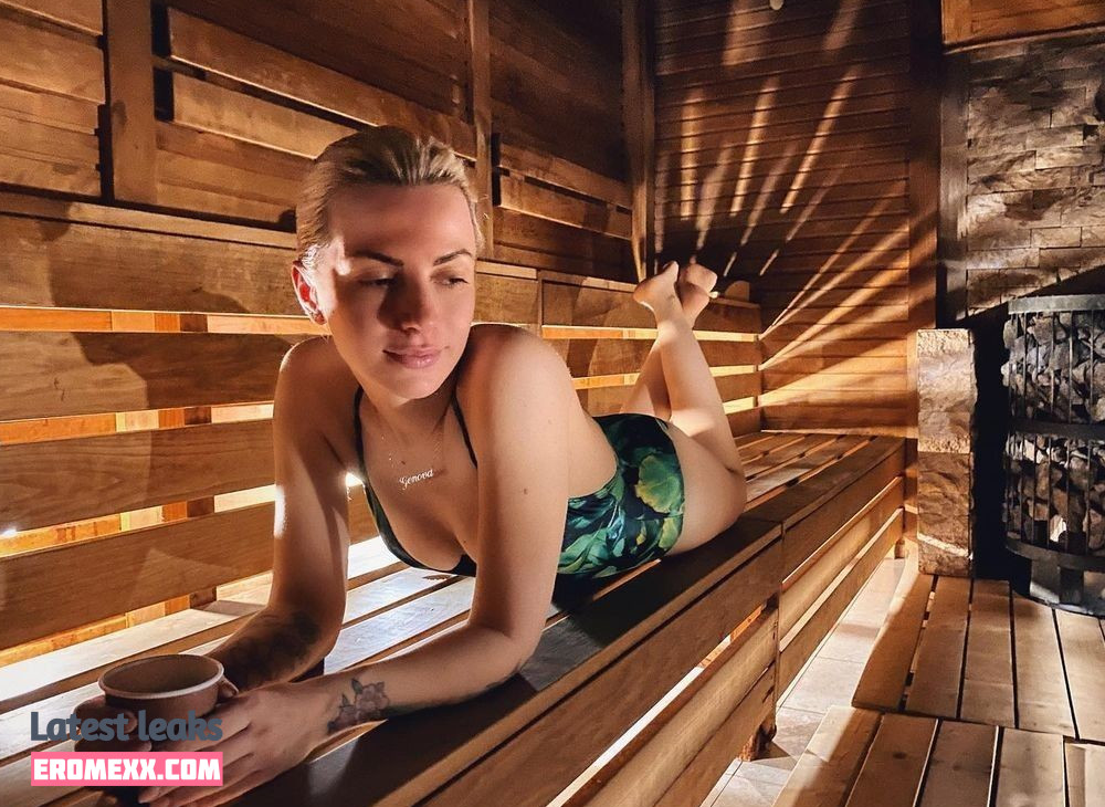 Latest Leaks Poli Genova Nude #9 - Fapello