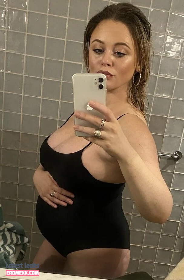 Latest Leaks Pregnant Celebs Nude #18 - Fapello