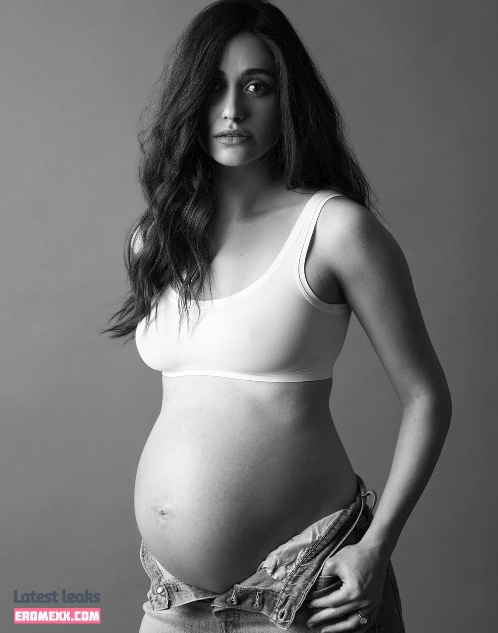 Latest Leaks Pregnant Celebs Nude #9 - Fapello