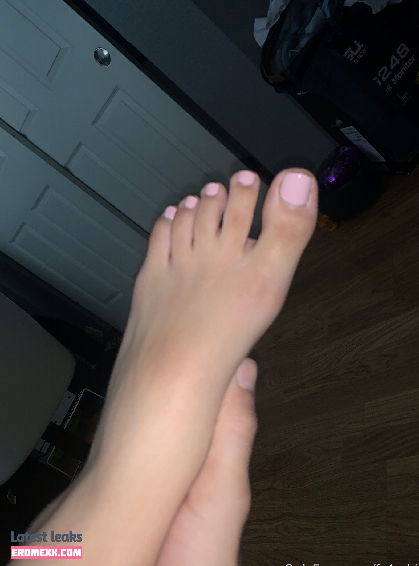 Latest Leaks Pretty Feet Nude #175 - Erome