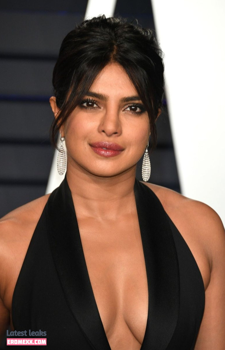 Latest Leaks Priyanka Chopra Nude #29 - Fapello