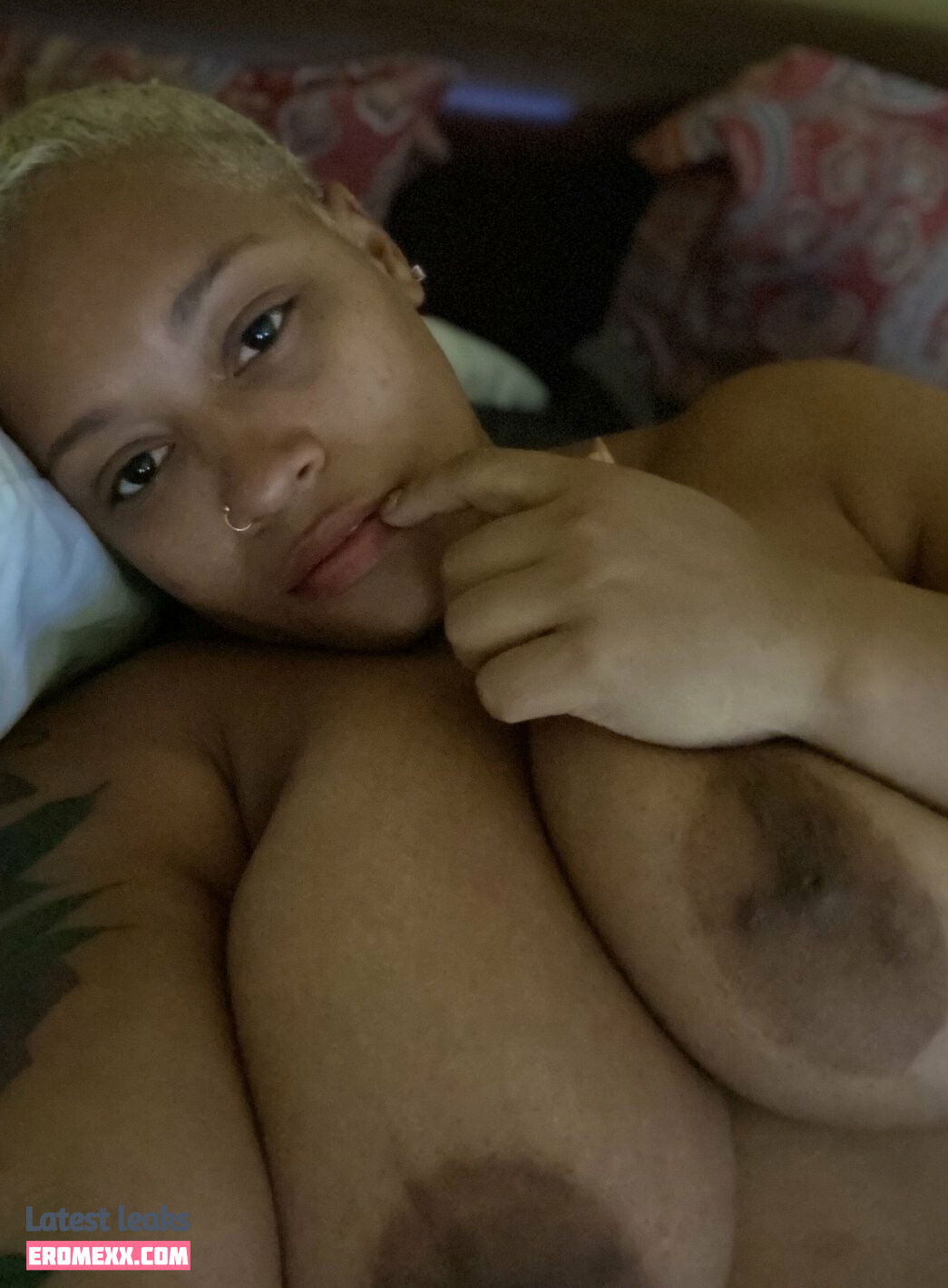 Latest Leaks Queen R Nude #25 - Fapello