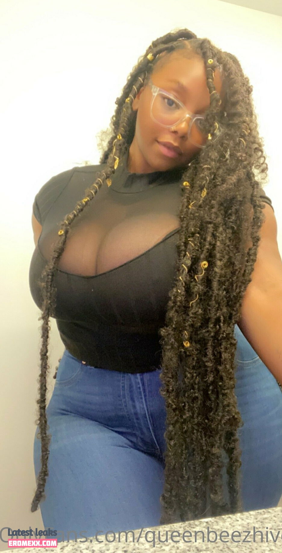 Latest Leaks Queenbeezhive Nude #5 - Fapello