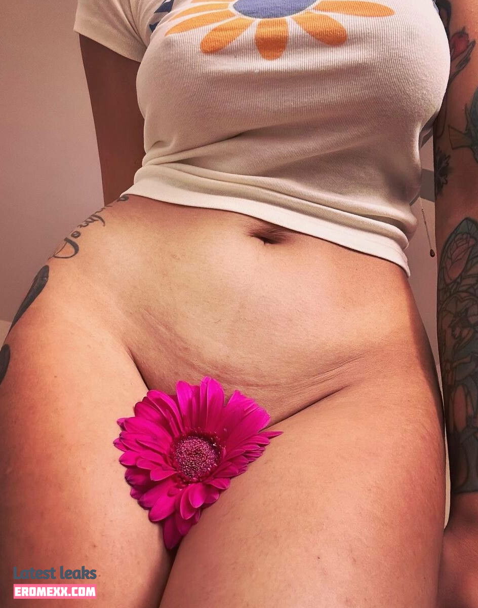 Latest Leaks QueenREd Nude #1 - Fapello