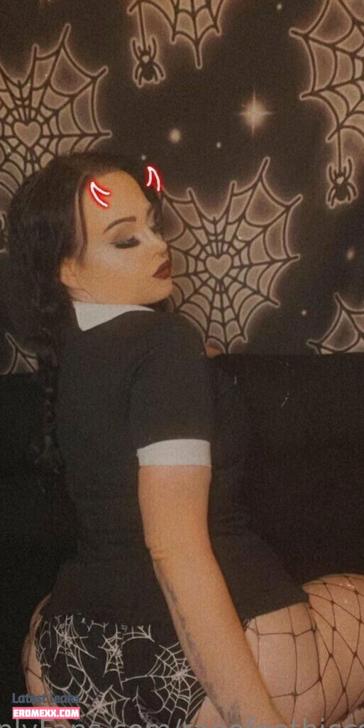 Latest Leaks raeofgothiccsunshine Nude #29 - Fapello