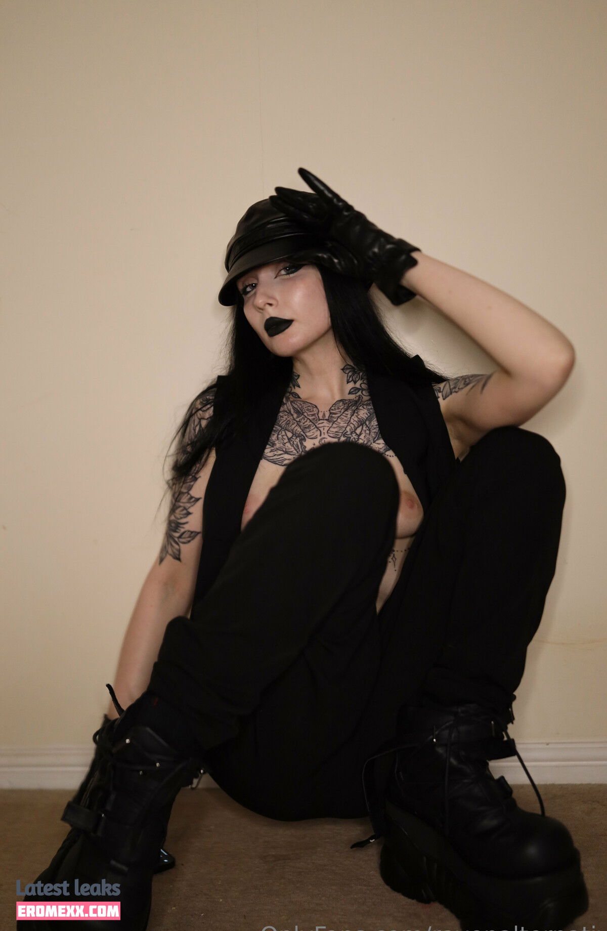Latest Leaks raven_alternative Nude #50 - Fapello