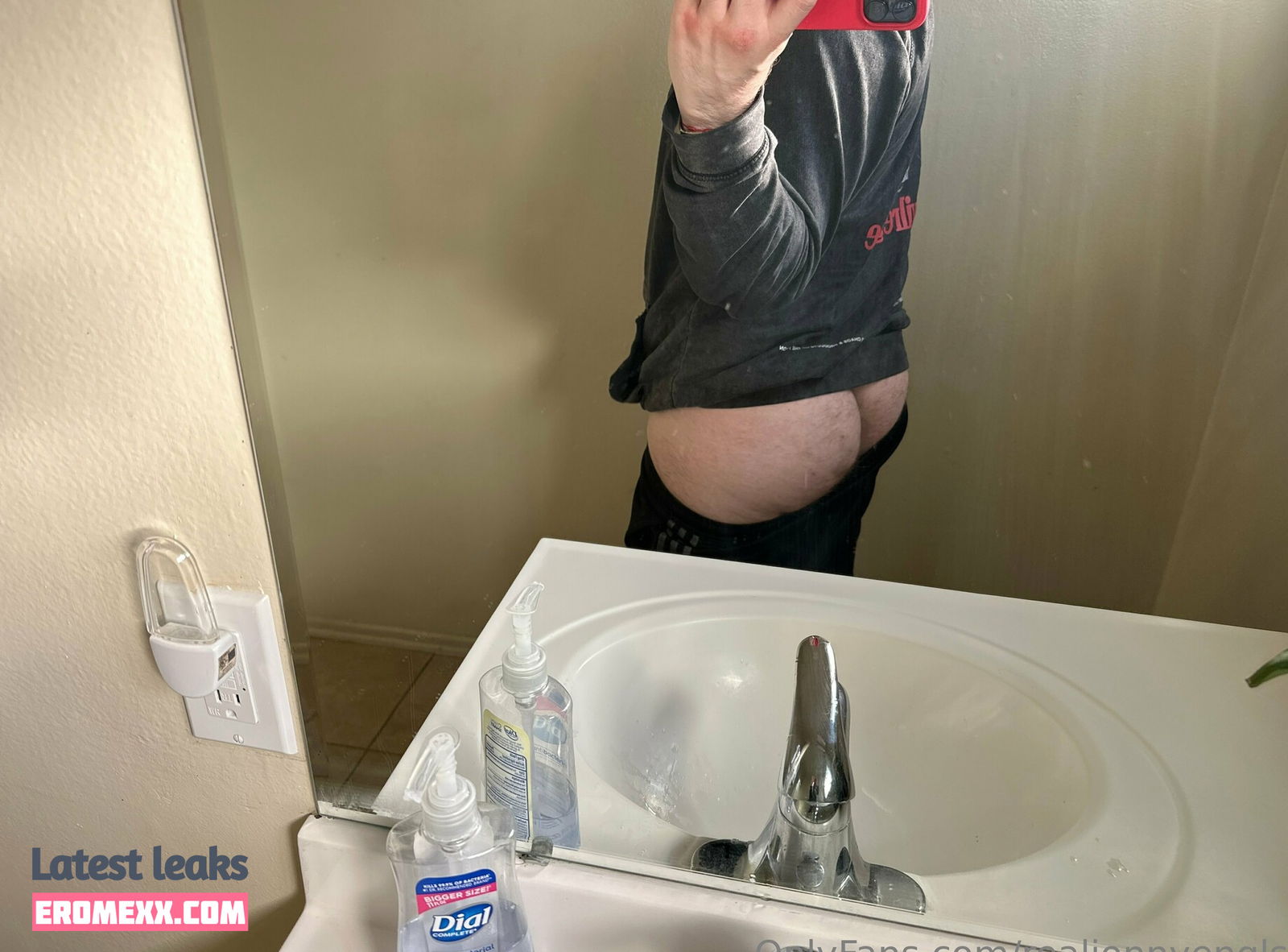 Latest Leaks realjonnyenglsh Nude #5 - Fapello