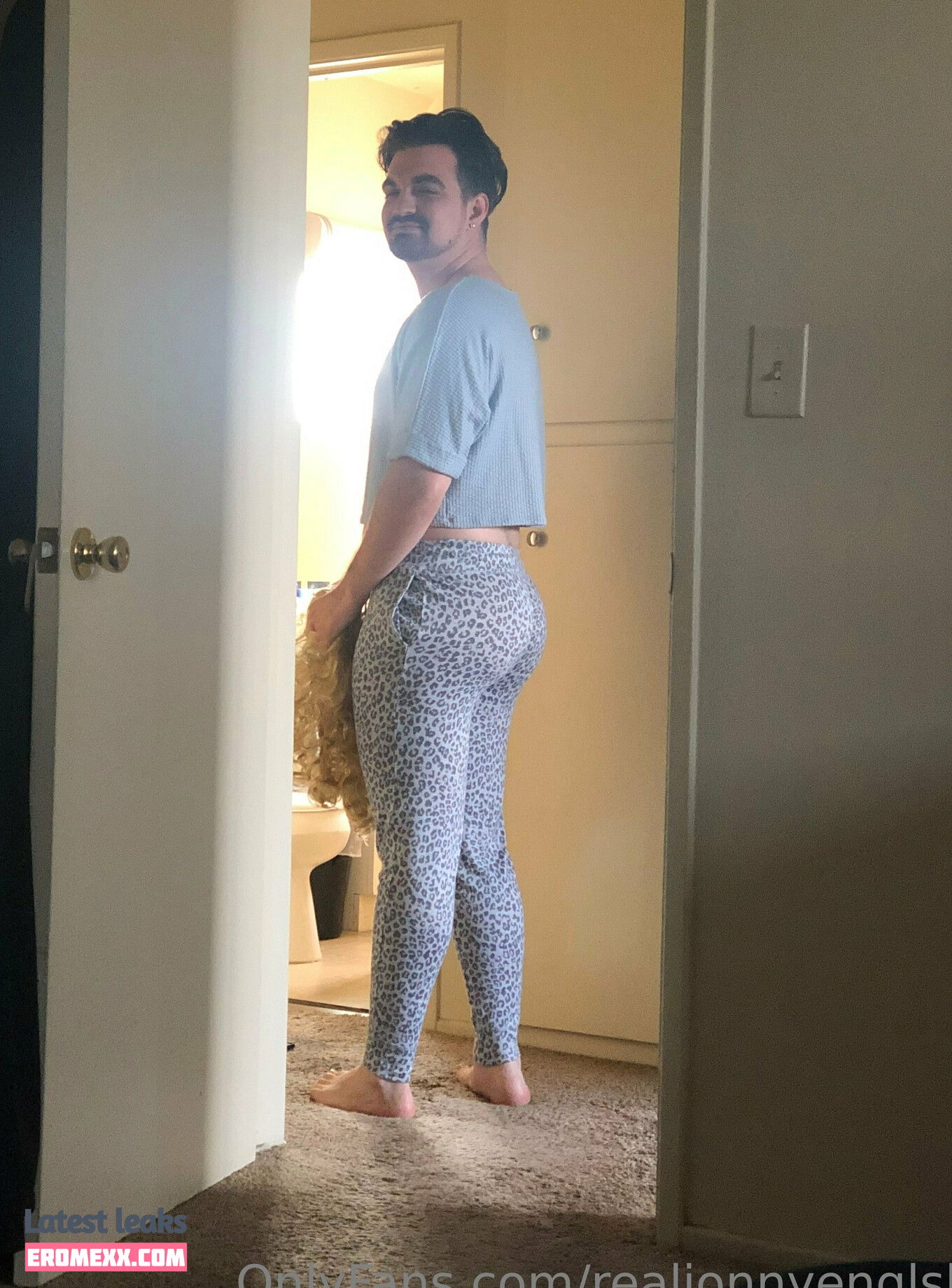 Latest Leaks realjonnyenglsh Nude #6 - Fapello