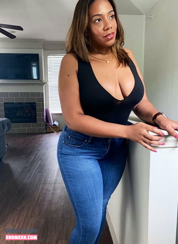 Latest Leaks realtexascurves Nude #19 - Fapello