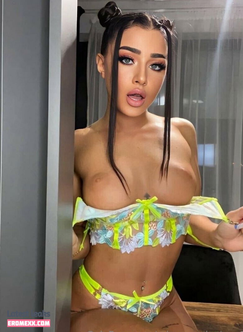 Latest Leaks rebeccasalvatore69 Nude #57 - Fapello