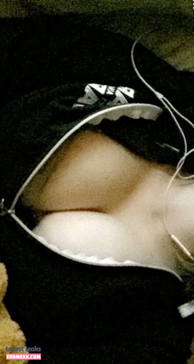 Latest Leaks RipMika Nude #8 - Erome