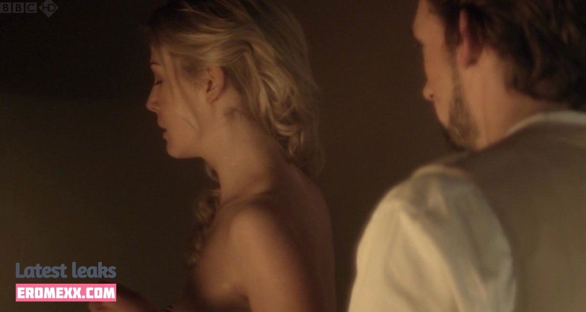 Latest Leaks Rosamund Pike Nude #108 - Erome