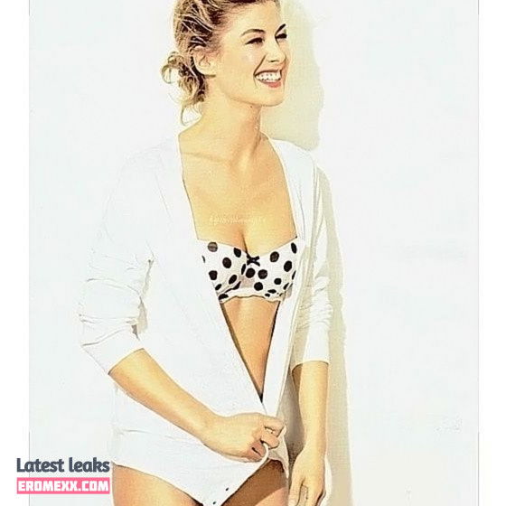 Latest Leaks Rosamund Pike Nude #392 - Erome
