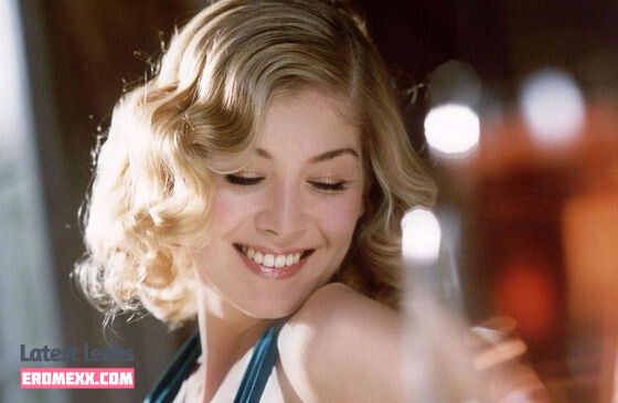 Latest Leaks Rosamund Pike Nude #487 - Erome