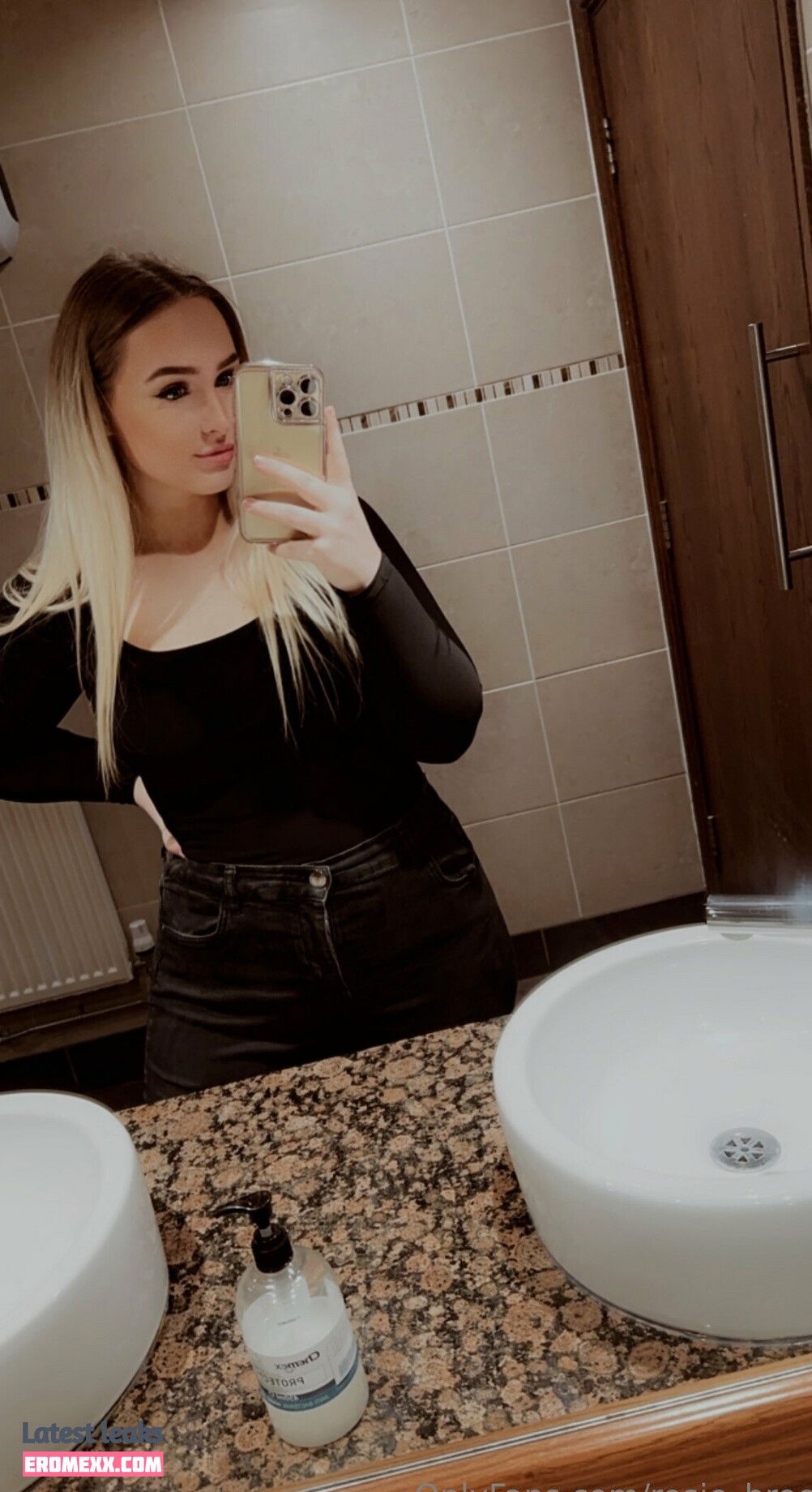 Latest Leaks rosie_brook Nude #7 - Fapello