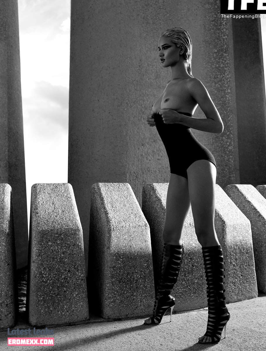Latest Leaks Rosie Huntington-Whiteley Nude #1420 - Erome