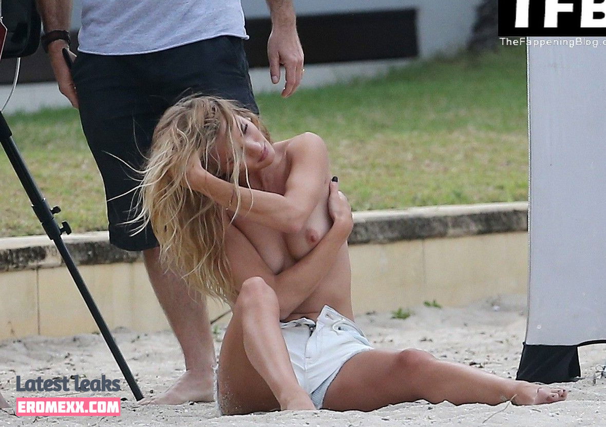 Latest Leaks Rosie Huntington-Whiteley Nude #1463 - Erome