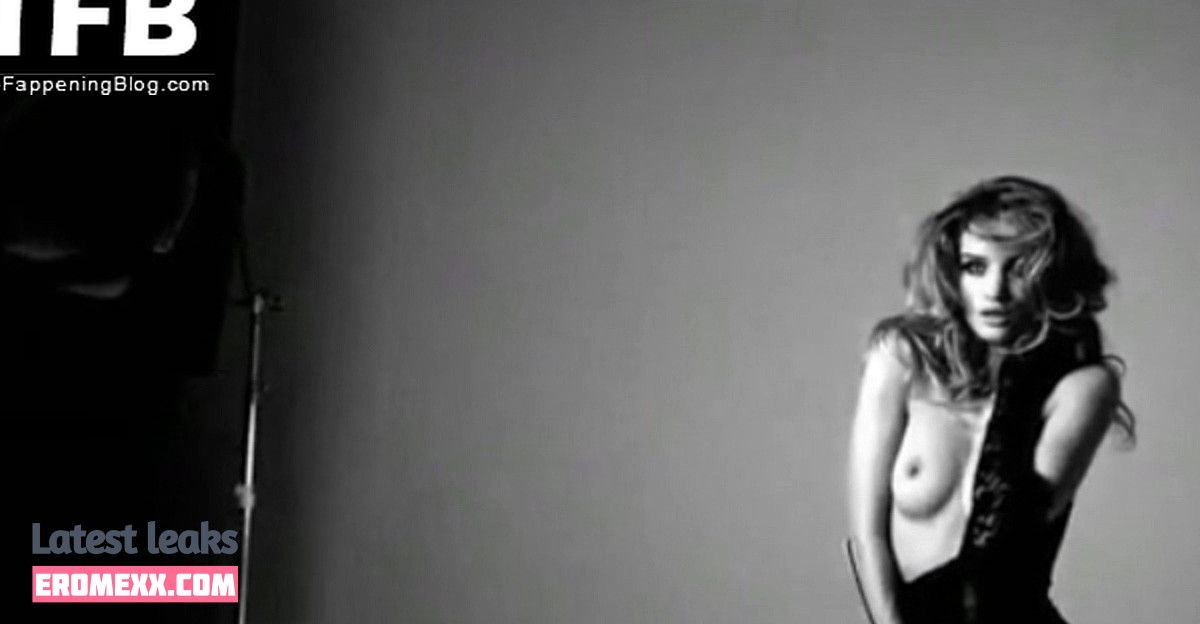 Latest Leaks Rosie Huntington-Whiteley Nude #1632 - Erome