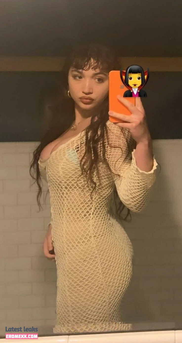 Latest Leaks Rowan Blanchard Nude #627 - Erome
