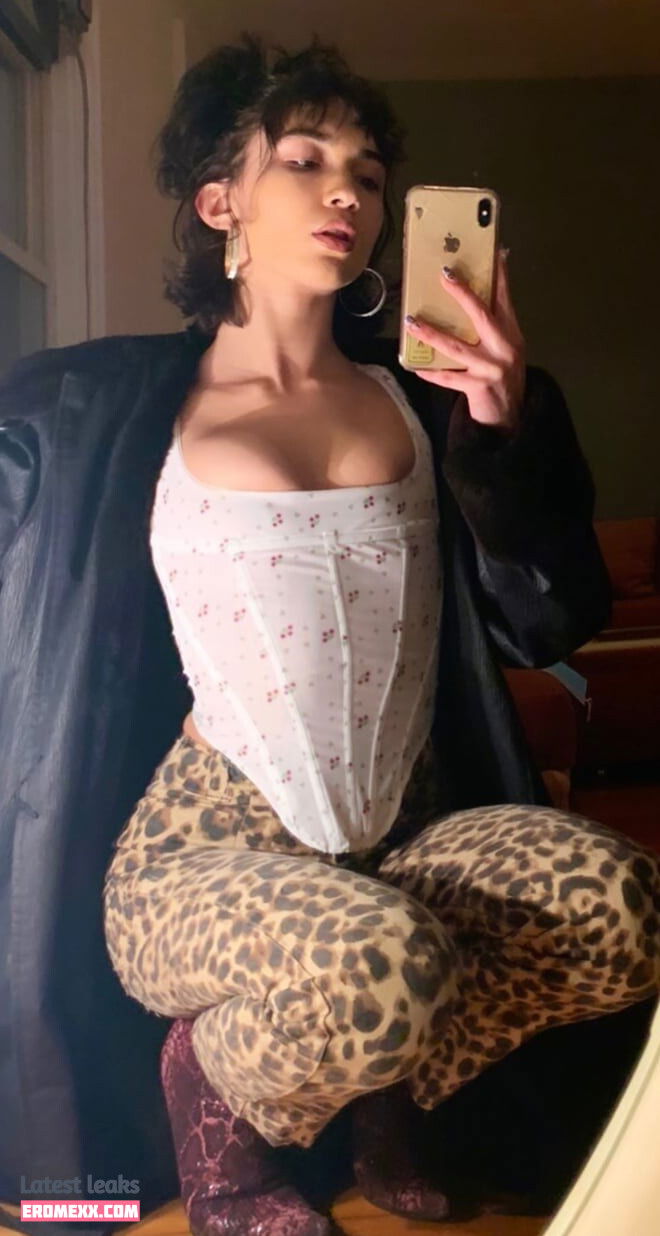 Latest Leaks Rowan Blanchard Nude #69 - Erome