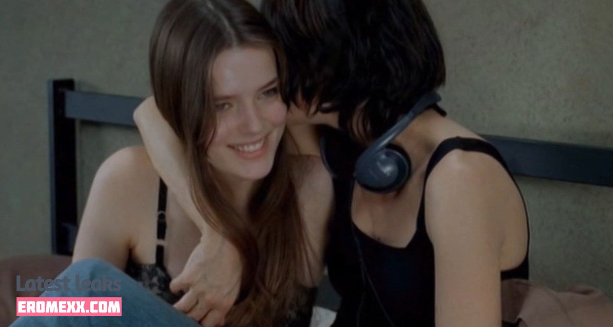 Latest Leaks Roxane Mesquida Nude #207 - Erome