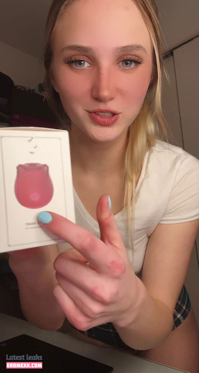Latest Leaks Royal Papaya Nude #9 - Erome